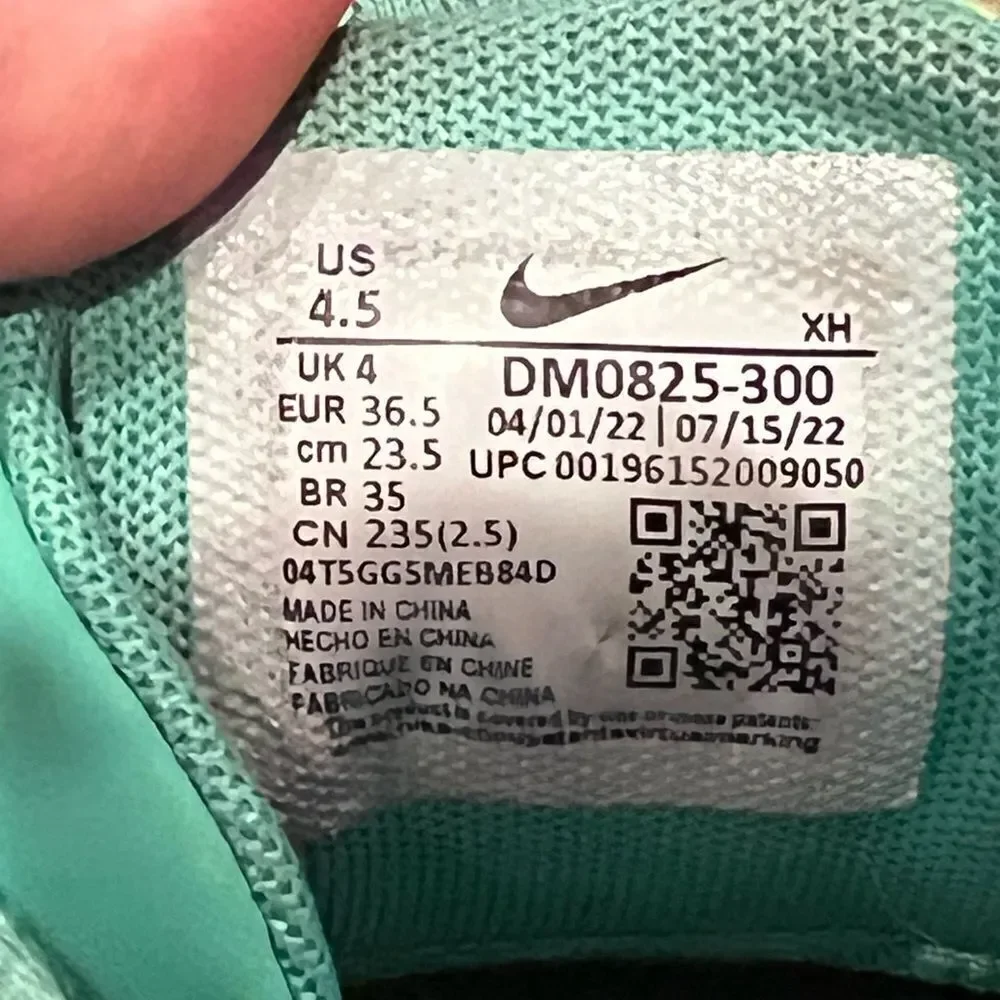 Nike Giannis Immortality 2 Basketball Shoes mens- 4.5 womens- 6 Menta DM0825-300